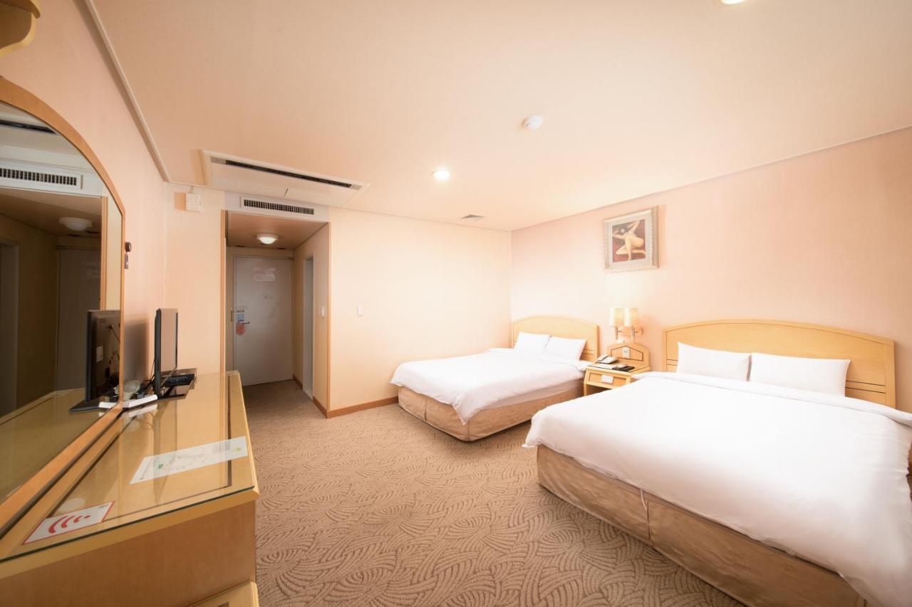 Jeju Hawaii Hotel ภายนอก รูปภาพ